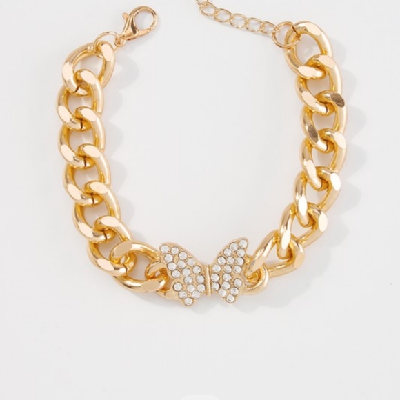 Jewelry - ✨Rhinestone Butterfly Chunky Chain Bracelet!✨